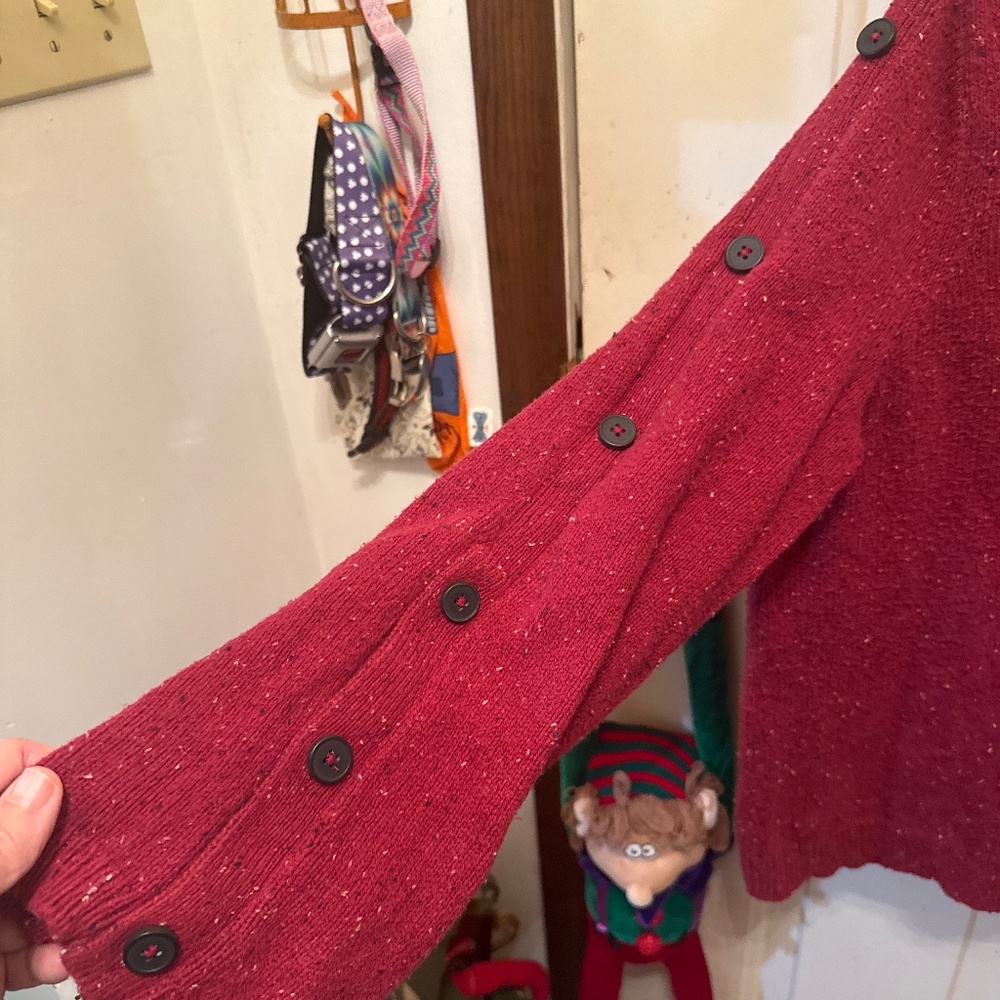 Red sweater - Picture 2 of 2